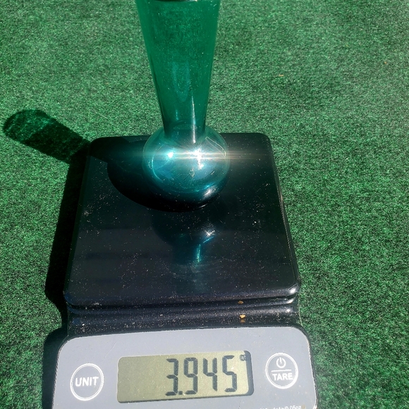 Arthur C. Percy MCM Green Bud Vase Swedish Art Glass 5" Tall EUC - Picture 8 of 9